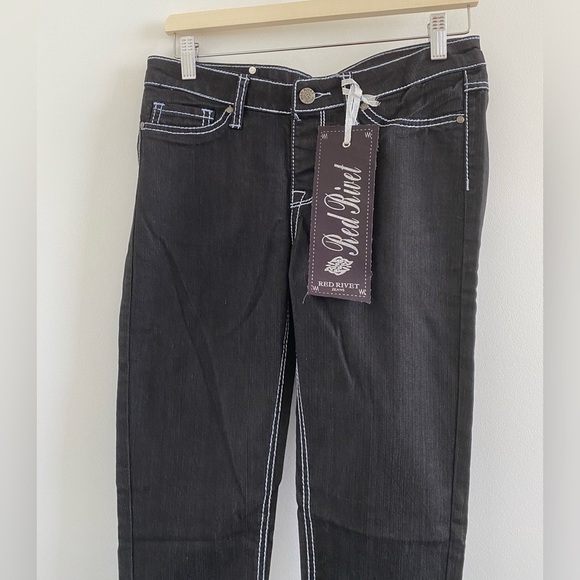 Red Rivet Black Bootified Stretch Pull On “Jean” Leggings Size M New With Tag - Picture 3 of 10